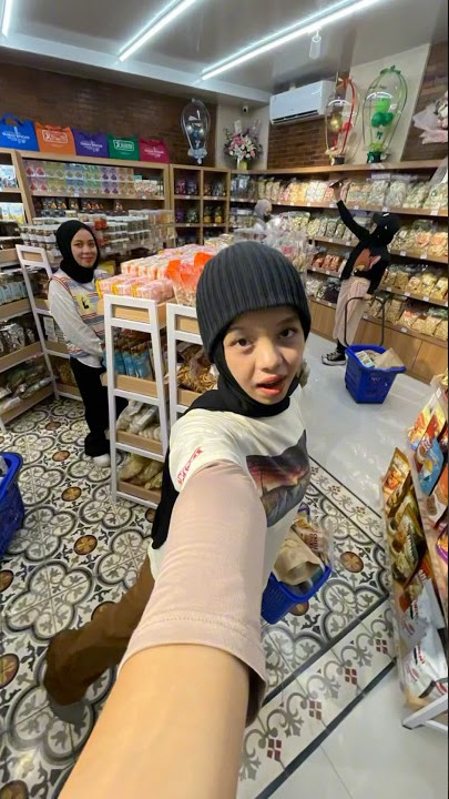 When the older sibling doesn't get tired of teasing his younger sibling