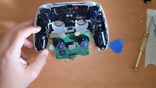 PS5: spostamento del controller Dualsense da solo? Drifting dell'analogico. Smontaggio e pulizia.