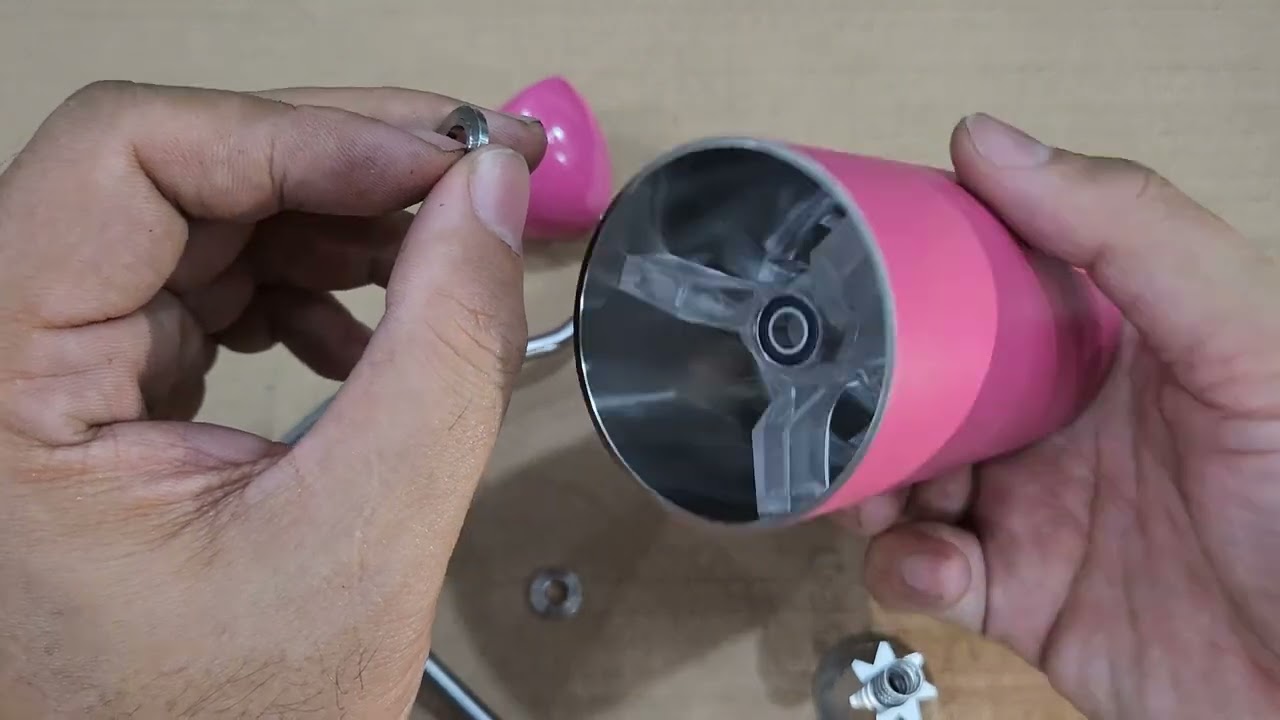 Mischief M40 hand grinder