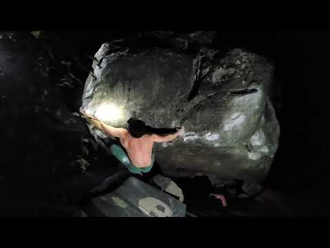 Beta Video for climb The Hueco Crimper Left v10, Leavenworth