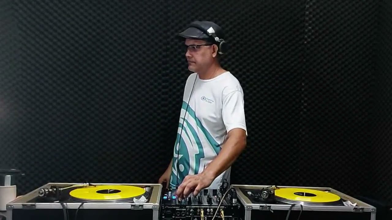 ANOS 2000 4 MÚSICAS NA SEQUÊNCIA - DJ JACKS DOUGLAS