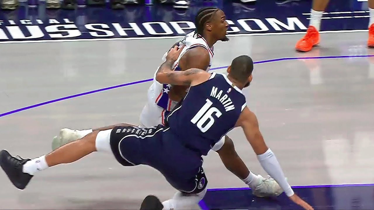 Тайриз Макси заставил Калеба Мартина коснуться земли 😬