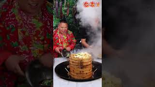 Giant Traditional Steamed Meat Platter Feast with Friends! | Countryside Cooking#shorts #amthuc