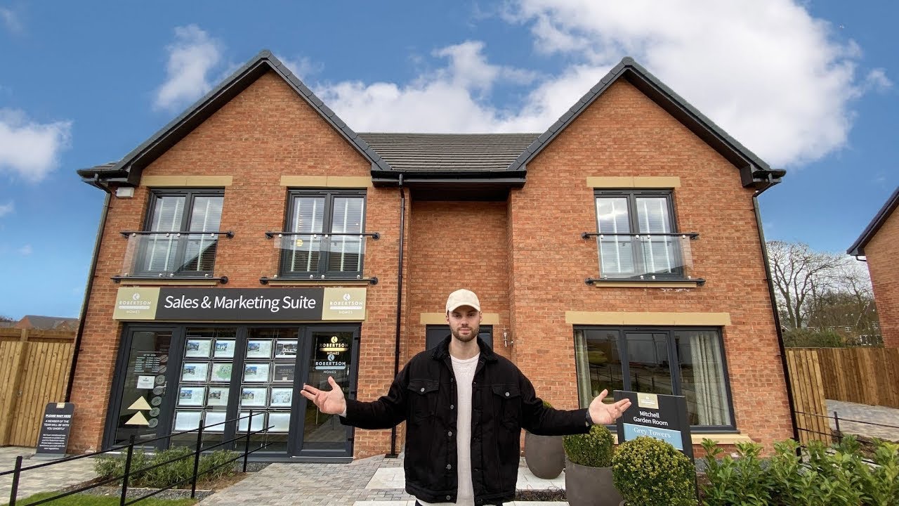 ⁣What £490,000 buys you in the North East of England (full property tour) 🏠