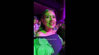 Raisa Bikin Ariana Grande Kaget di Premiere Wicked! 😱