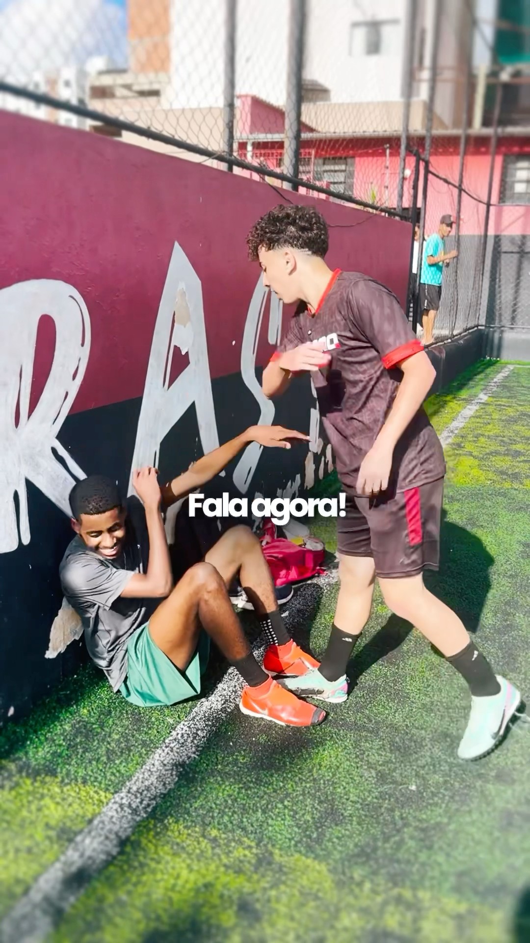 O HATER FALOU MAL DA MINHA CHUTEIRA E EU AMASSEI ELE NO X1!