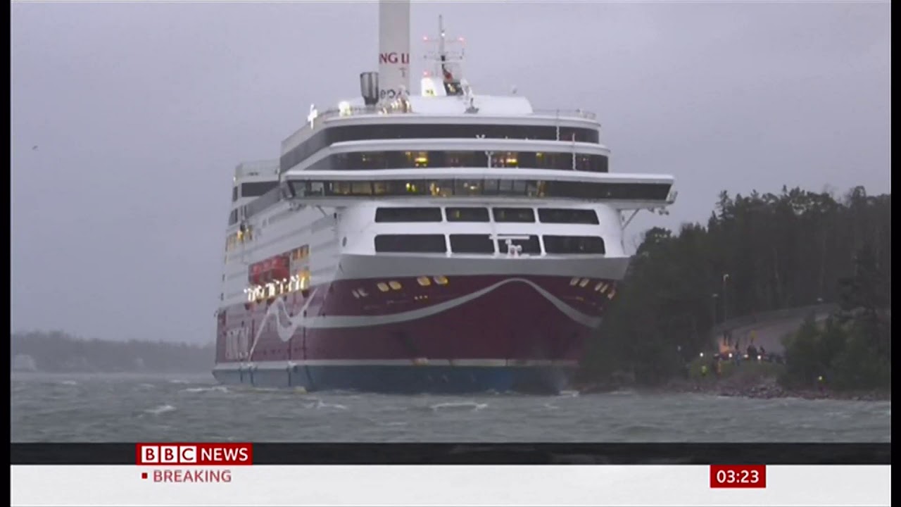 More than 400 people stranded after ferry runs aground in Finland - BBC News - 22nd November 2020
