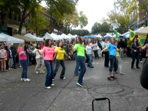 Glee Flash Mob- Apple Harvest Day