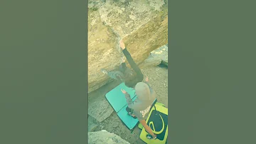 Ikaria Day 5 Bouldering In Crazy Conditions Up At Agios Isidoros Those Greek Girls Are Badass 
