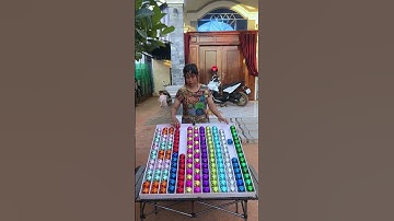 Color Puzzle Shake, Pour, Match, and Laugh in This Over the Top Puzzle Game of Ball Sorting Brillian