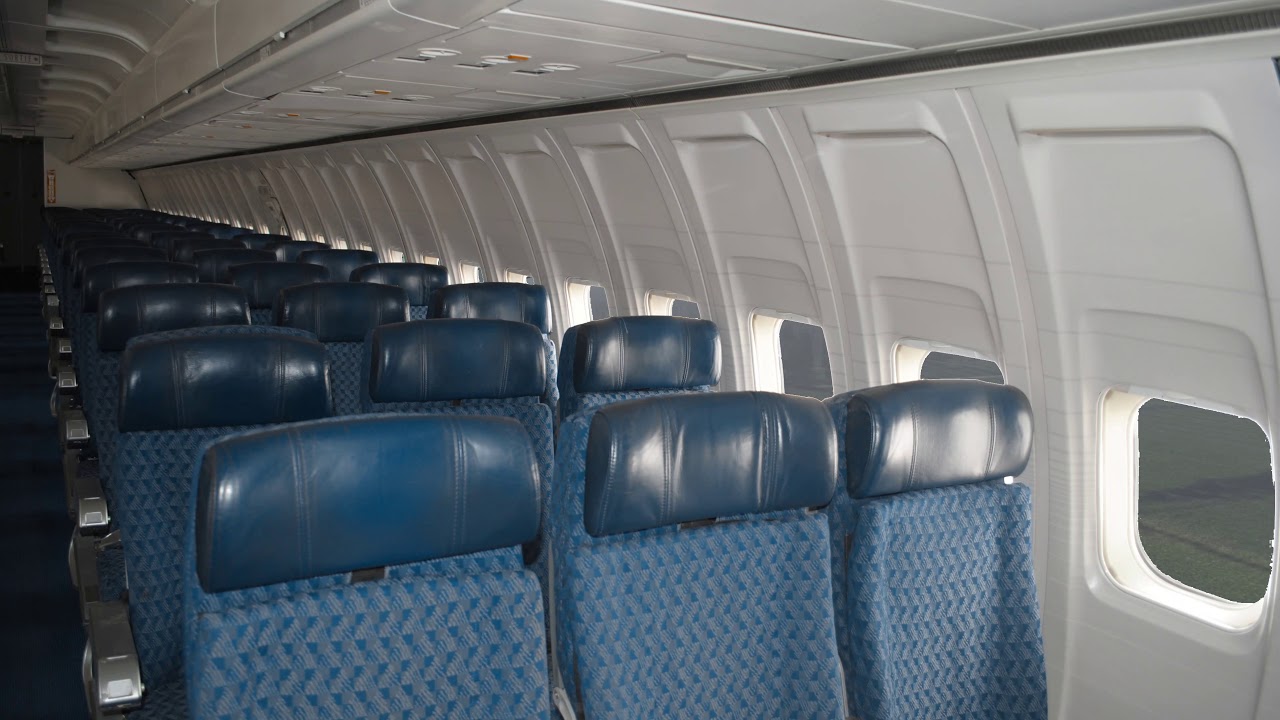 Simulated Landing View in B737-200 Cabin