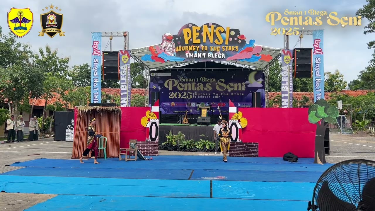 DRAMA SANGKURIANG DAN GUNUNG TANGKUBAN PERAHU || E.X-4 || PENTAS SENI SMANSAGA 2025