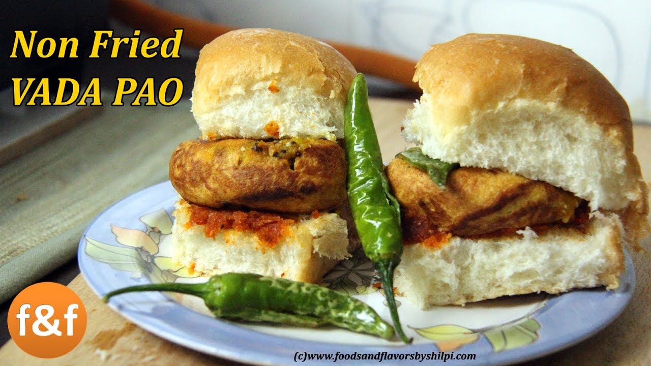 मुंबई का असली वड़ा पाव | Non Fried Vada Pav Recipe | Healthy Snack Vada Pav Recipe | Foods and Flavors
