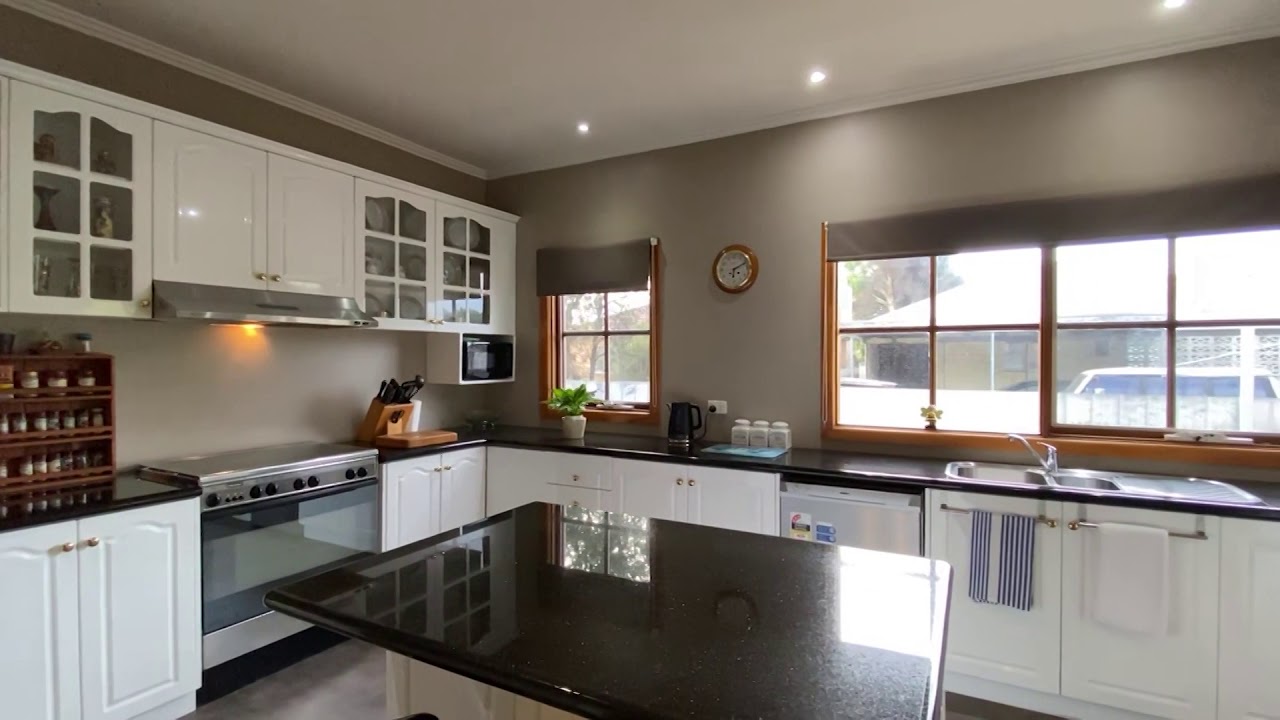 69 Bruce Street, Colac YouTube