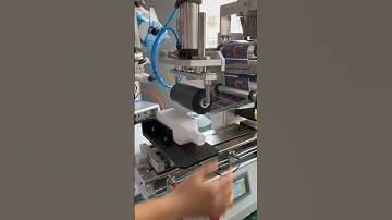 Disinfection liquid bottle square bottle four sides labeling machine label applicator video