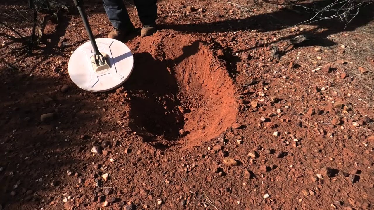 Small gold nugget from depth with Minelab GPZ / 17 inch X Coil, Western Australia