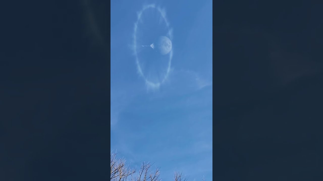 Moon hit by asteroid CAUGHT ON CAMERA