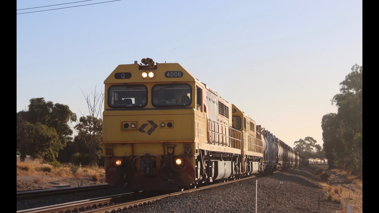 The Kalgoorlie freighter, 5025 is making its way from Kwinana to Kalgoorlie, with Q4006 & Q4013.
