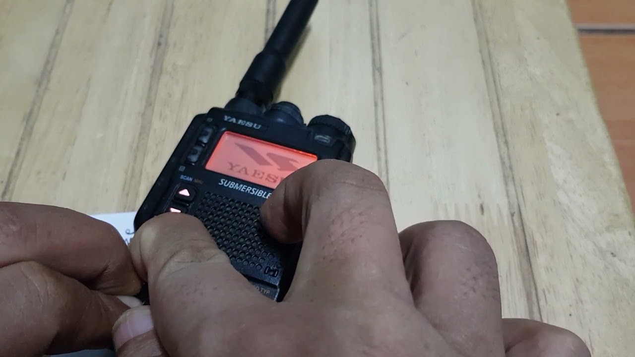 วิธีรีเซทเครื่อง Yaesu VX8 DR