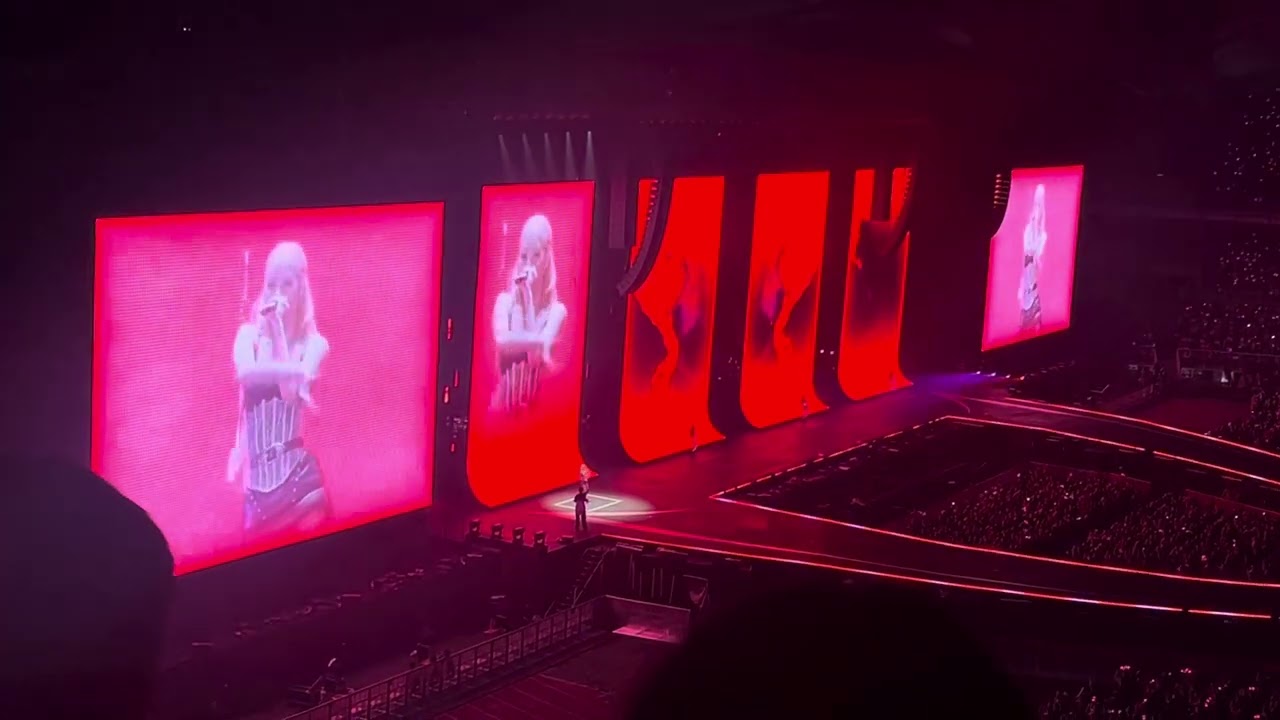 이게 바로 월드 클래스! 블랙핑크 콘서트 오프닝 무대 직캠💥