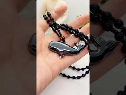 Кольє кулон "кит" на бусах натуральний камінь гематит дельфін риба, видео 1