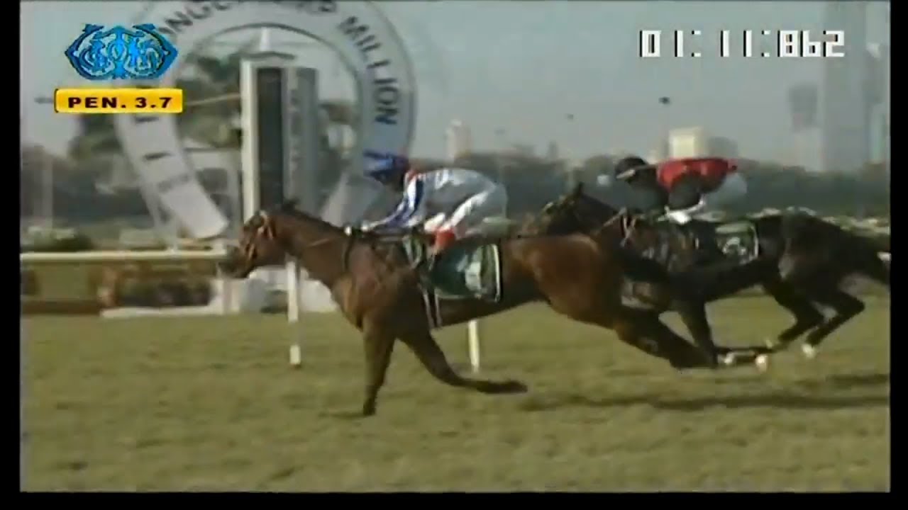 Dandi March with A Sandesh up The Longchamp Million 2019