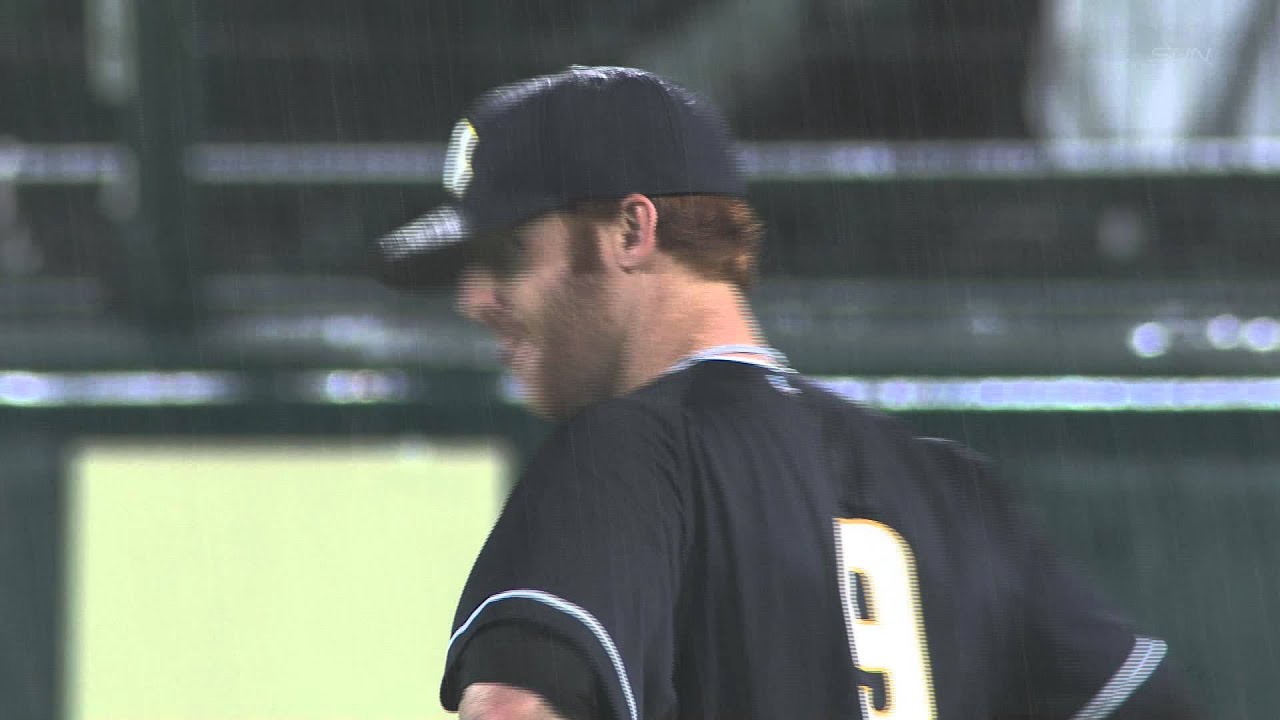 2011年05月26日 マートンアウトカウントを間違えボール投げ入れ