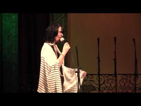 პოეტი ლია ნაროუშვილი ,,კოლხური ტრიოს'' საიუბილეო საღამოზე