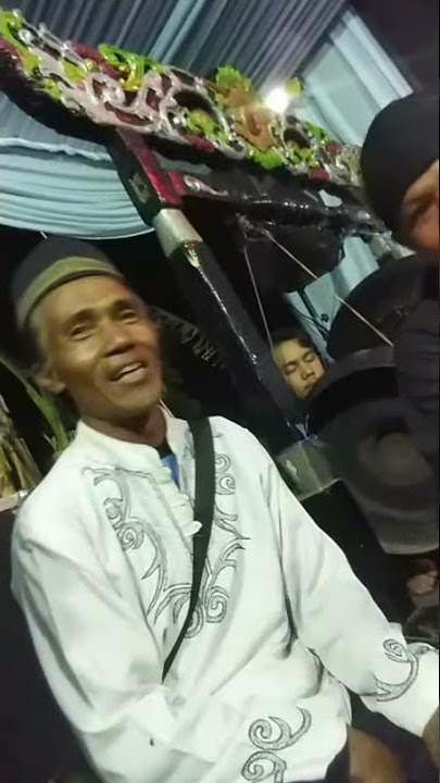 Ceu eha nyinden wayang
