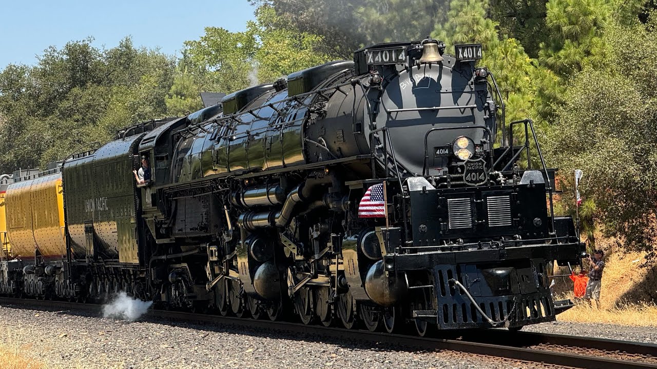 Big Boy #4014 Arrives Into Oroville, CA - 4K 60FPS - YouTube