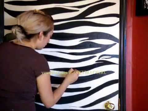 Видео: Защо Zebra Stripes? Ново проучване предлага странно обяснение
