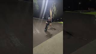 Did you count 6 TAILWHIPS?!  #scooter #tricks #fun #shortsfeed #flair #tailwhip #ride #skatepark