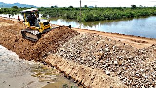 Amazing Road Construction!! Komatsu Dozer Pushing Stones to Make More Hight On The Road