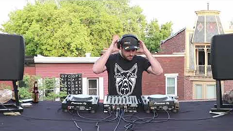 KOZY (ALPAKAMUZIK) @ :: PLUG & PLAY STUDIO ::