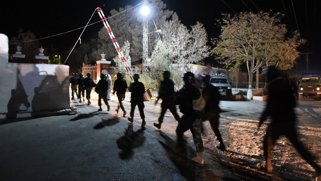 Pakistan: Dozens killed in brazen attack on Quetta police academy