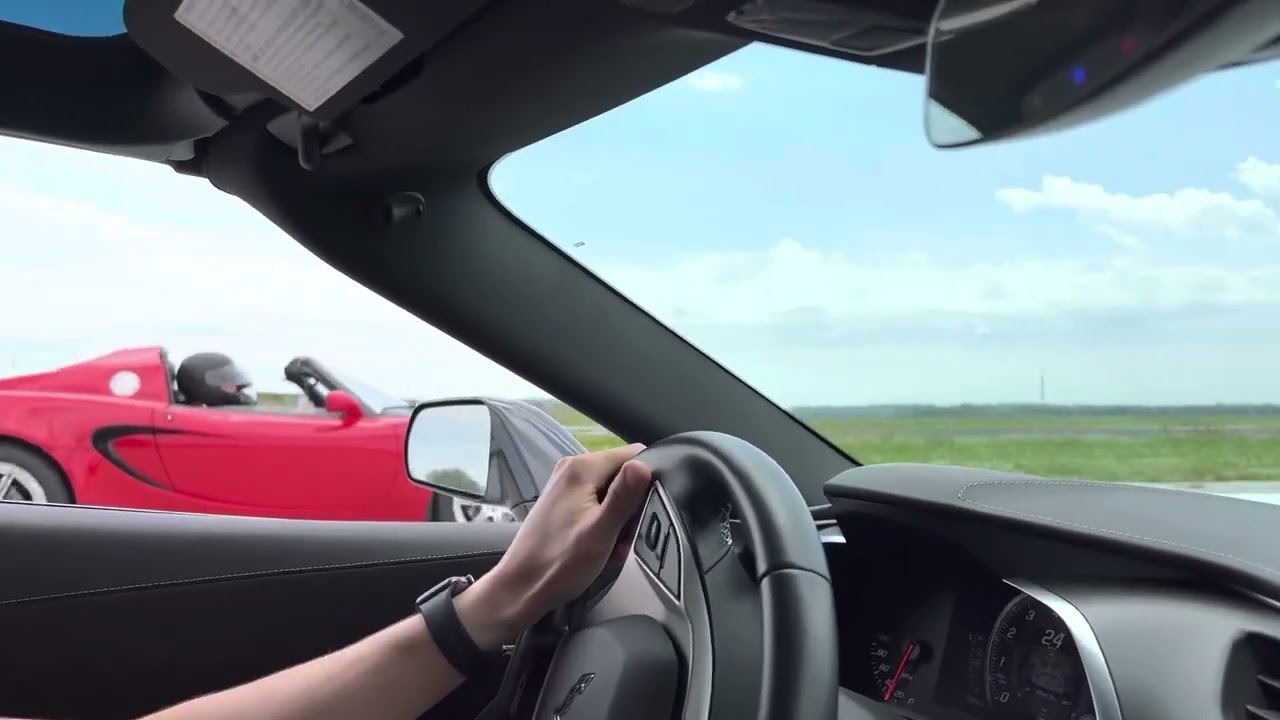 450whp Lotus Elise vs C7 Z06