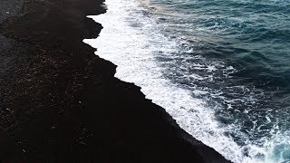 The Beach Is BLACK (Santorini vlog + Iceland Teaser) by LinkTheCoward 622 views 6 years ago 2 minutes, 3 seconds