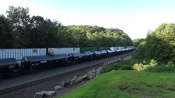 Norfolk Southern Drag Race at Cassandra, PA Intermodal vs. Tankers! Foreign power too!