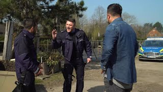 Polizisten streiten sich & Situation ESKALIERT - PRANK | 1 Tag eines TV Cops