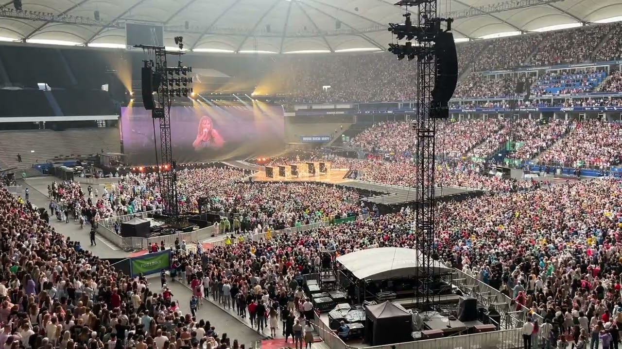Taylor Swift Eras Tour Hamburg N1 (You Belong With Me)