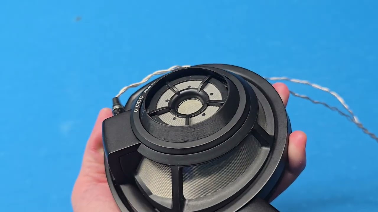 HD800s Like Never Before!!! CenTro-Force mod. - YouTube