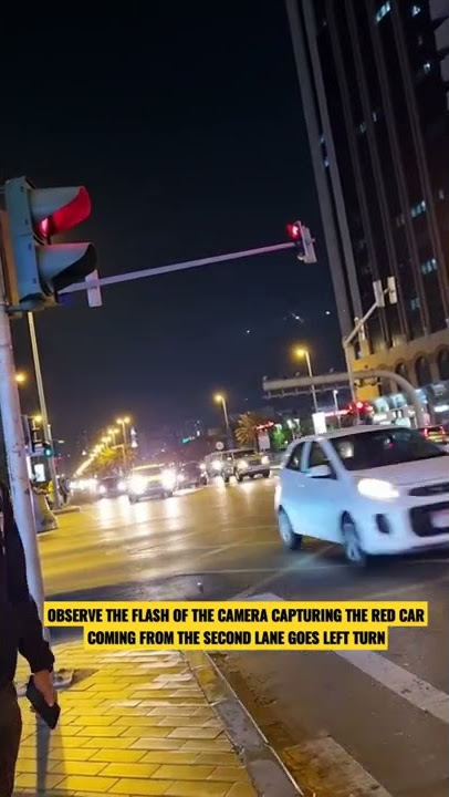 Abu Dhabi Smart Cameras Catching RULE-BREAKERS At INTERSECTIONS
