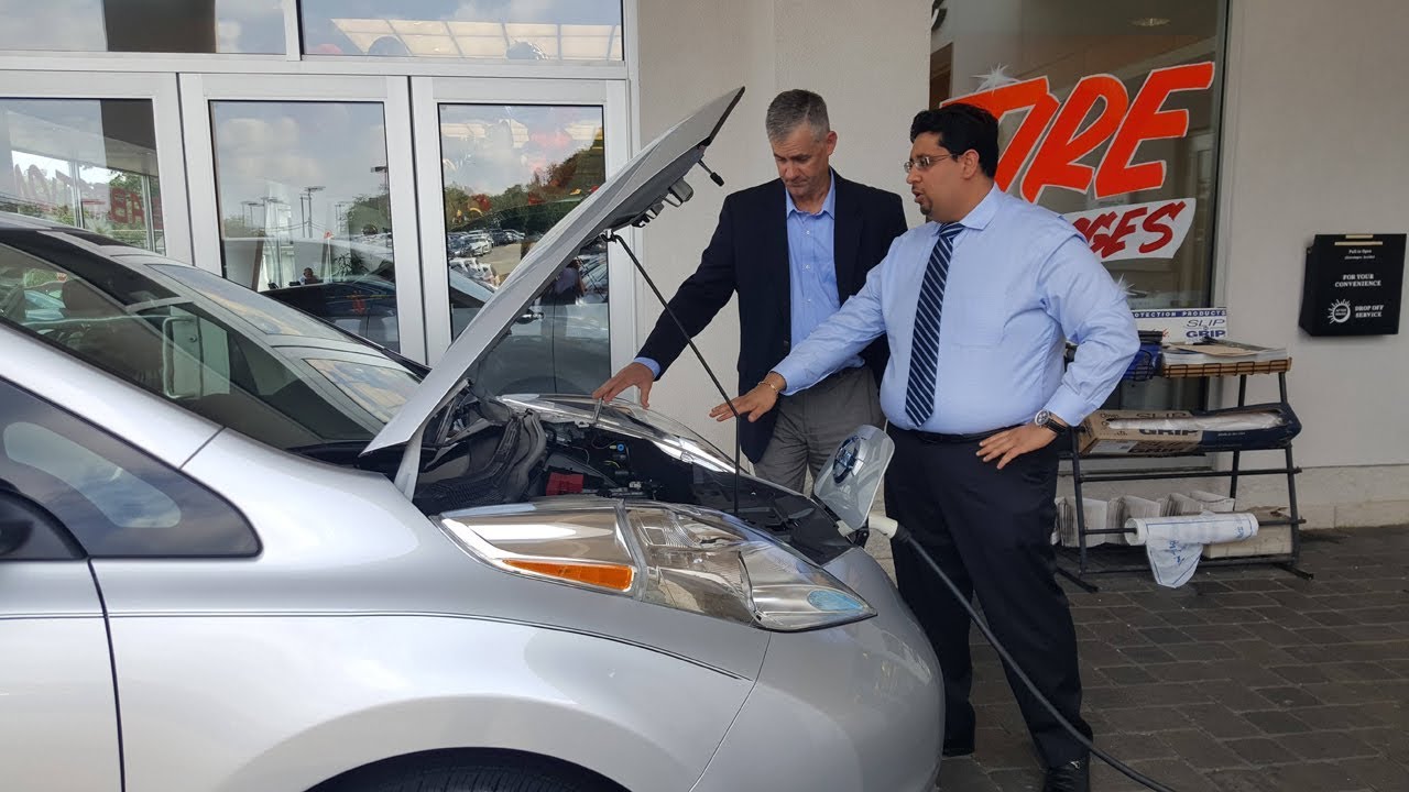 JCP L Customers Can Get 10 000 Rebate On Nissan LEAF Electric Cars 