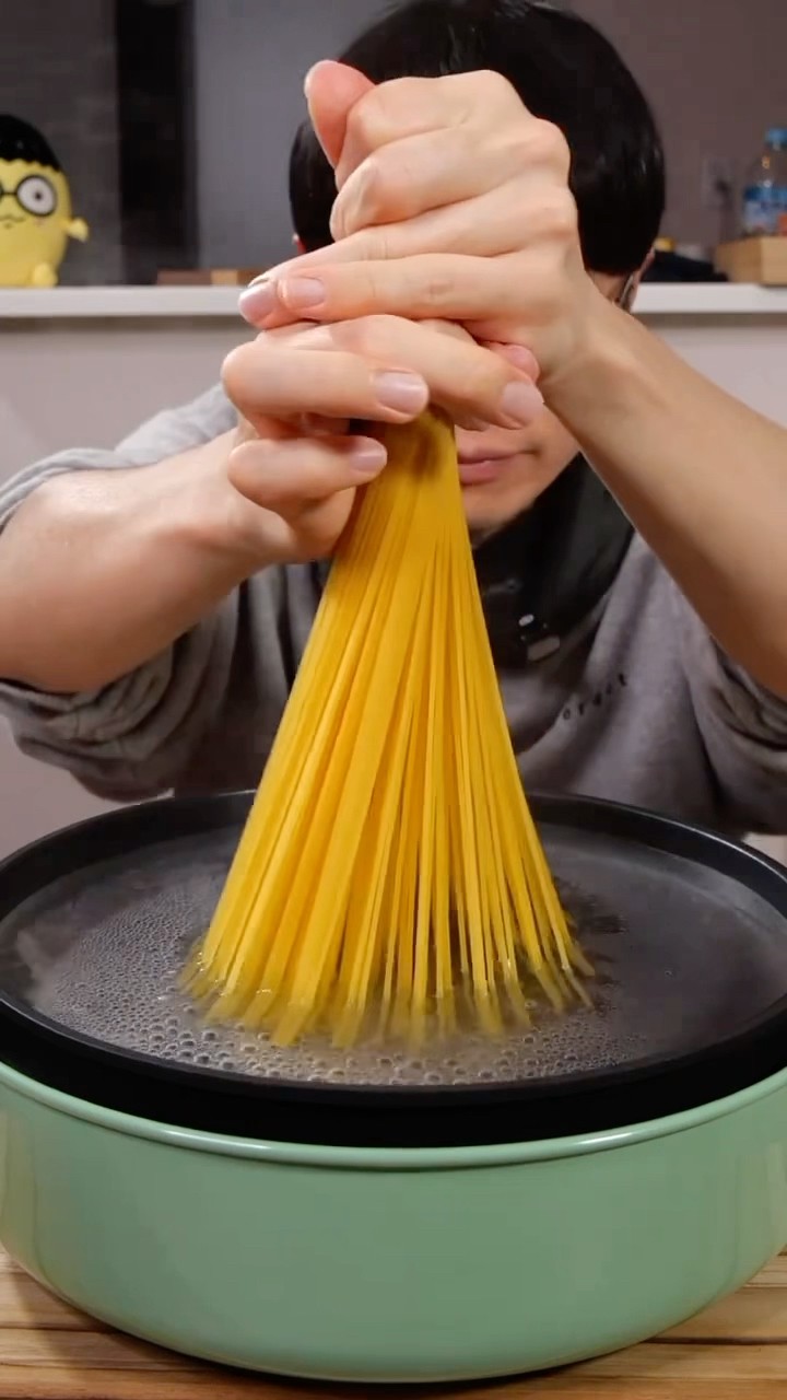 This pasta was almost APPROVED @kentycook