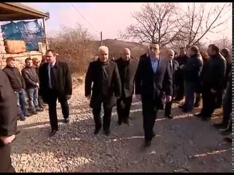 პრემიერ-მინისტრი იური ვაზაგაშვილის დაკრძალვაზე იმყოფებოდა