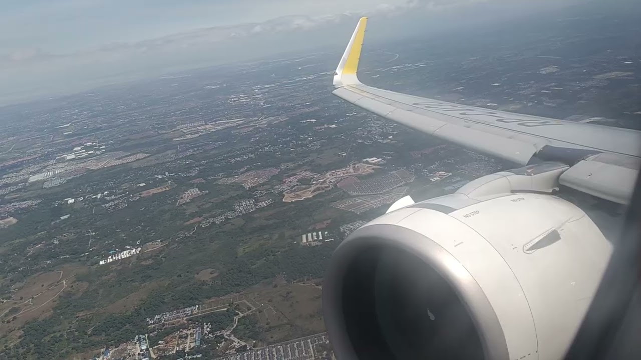 Cebu Pacific Airbus A320Neo going around and landing in Manila Philippines (Again)
