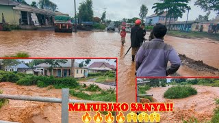 MAMAA😭MUNGU ATUSAIDIE SANYA MAFURIKO NI HATARI MAJI YAINGIA DUKANI NA MAJUMBANI WANANCHI WALIA DUH😭😭