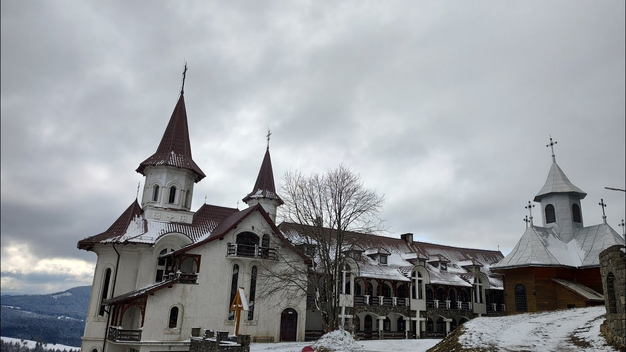 Mănăstirea Piatra Fântânele - Jud. Bistrița Năsăud - Pasul Tihuța