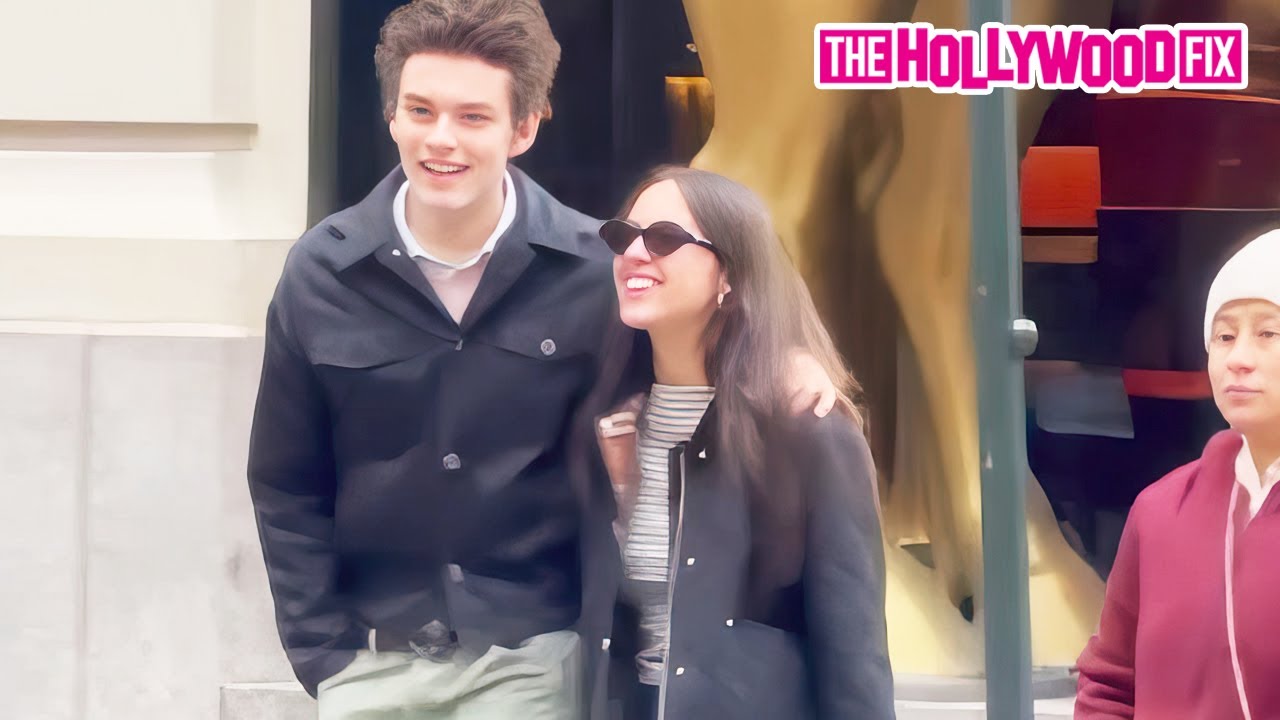 Olivia Rodrigo and Louis Patridge's Romantic Stroll in New York City