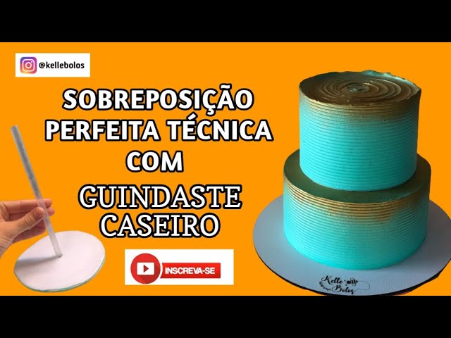 Sobreposição perfeita de bolo de andar com técnica guindaste class=